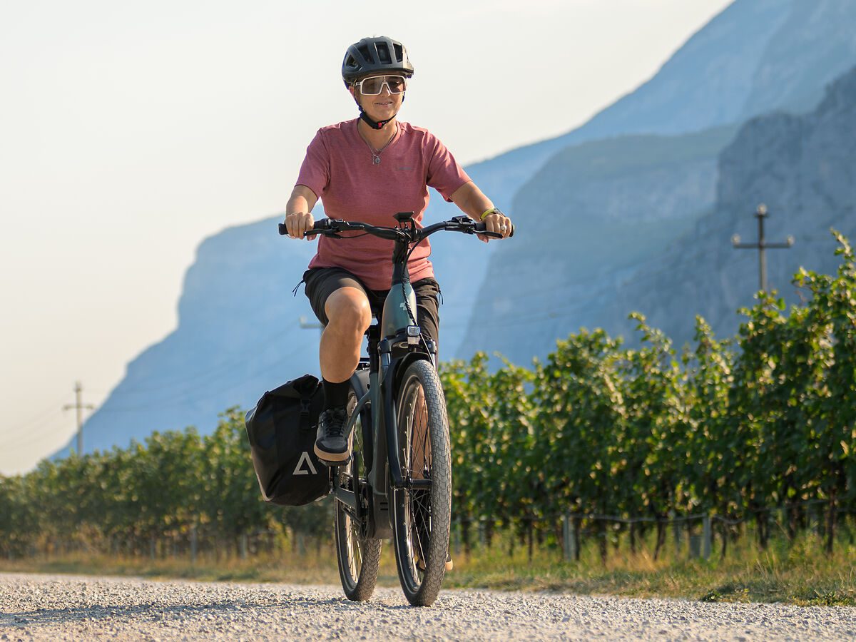 CUBE Touring Hybrid, Serienfoto aus dem Modelljahr 2027