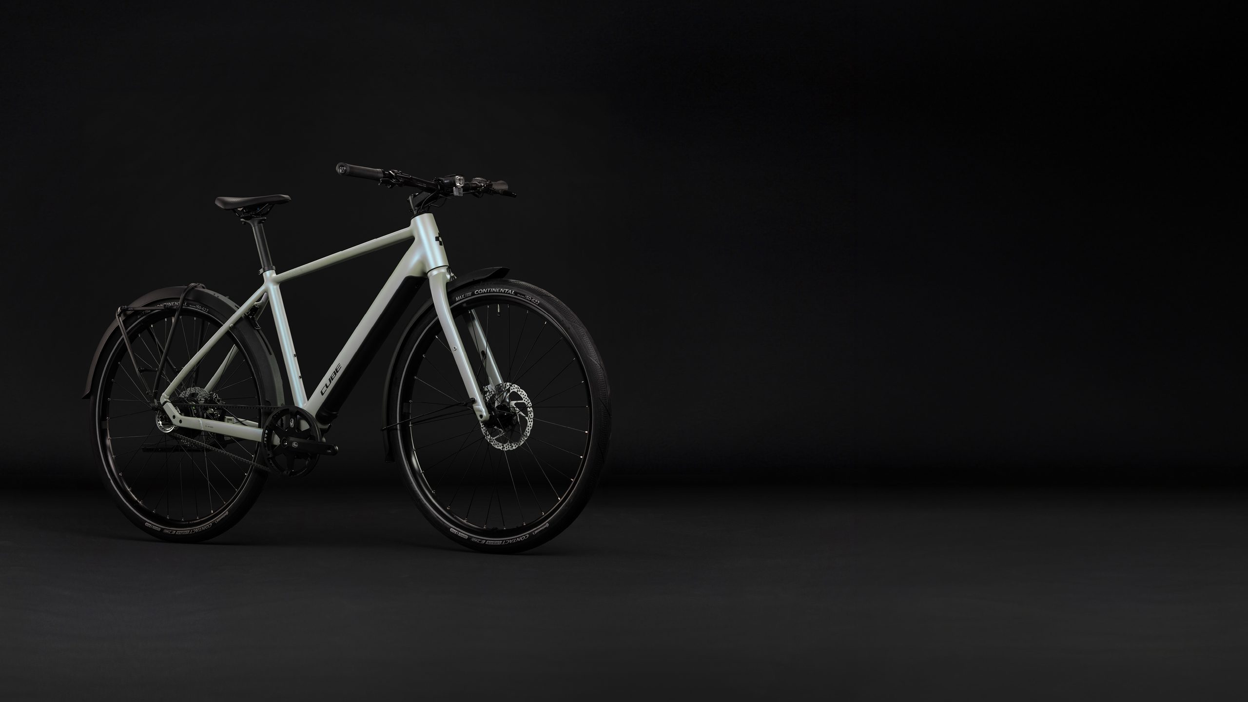 CUBE Editor Hybrid: Studiofoto aus dem Modelljahr 2027