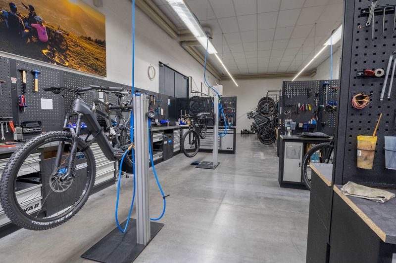 Einblick in den CUBE Store Dingolfing: Bild 8